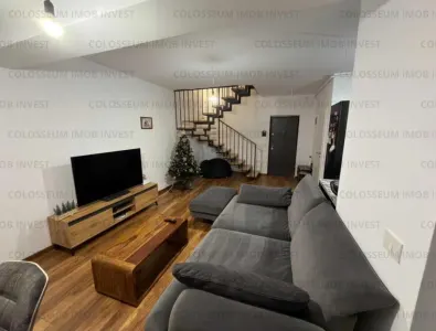Apartament 3 camere, decomandat - zona Tractorul - Brasov