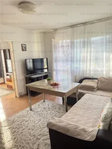 Apartament 3 camere, semidecomandat - zona Astra - foto 2