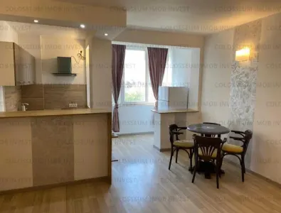 Garsoniera semidecomandat - zona Garii - Brasov