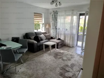 Apartament 3 camere, 2 bai - zona Tractorul - Brasov