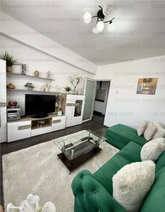 Apartament 2 camere, semidecomandat - zona Astra - Brasov
