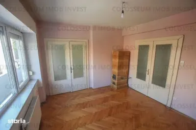 Apartament cu 3 camere - Centru Civic - Brasov