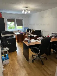 Apartament cu 2 camere, pretabil spatiu-Zona Grivitei - Brasov