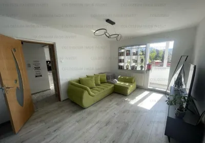 Apartament 2 camere, semidecomandat - zona Astra - Brasov