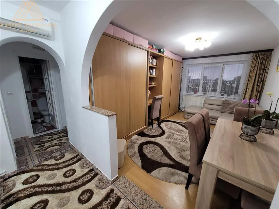 Apartament 3 camere - foto 4