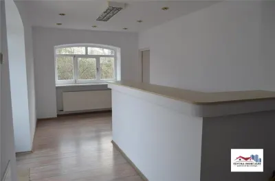 Imobil de inchiriat ideal pentru birouri, salon de infrumusetare, clinica in zona Centrala. - Targu Mures