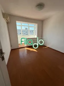 Apartament 3 camere Metrou 1 Decembrie 1918 - Bucuresti