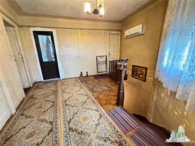 Vila tip duplex de vanzare - Vatra Luminoasa - foto 10