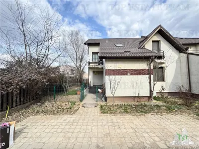 Vila P+1+M, 229 mp, 4 dormitoare, gradina si 4 parcari - Bucuresti