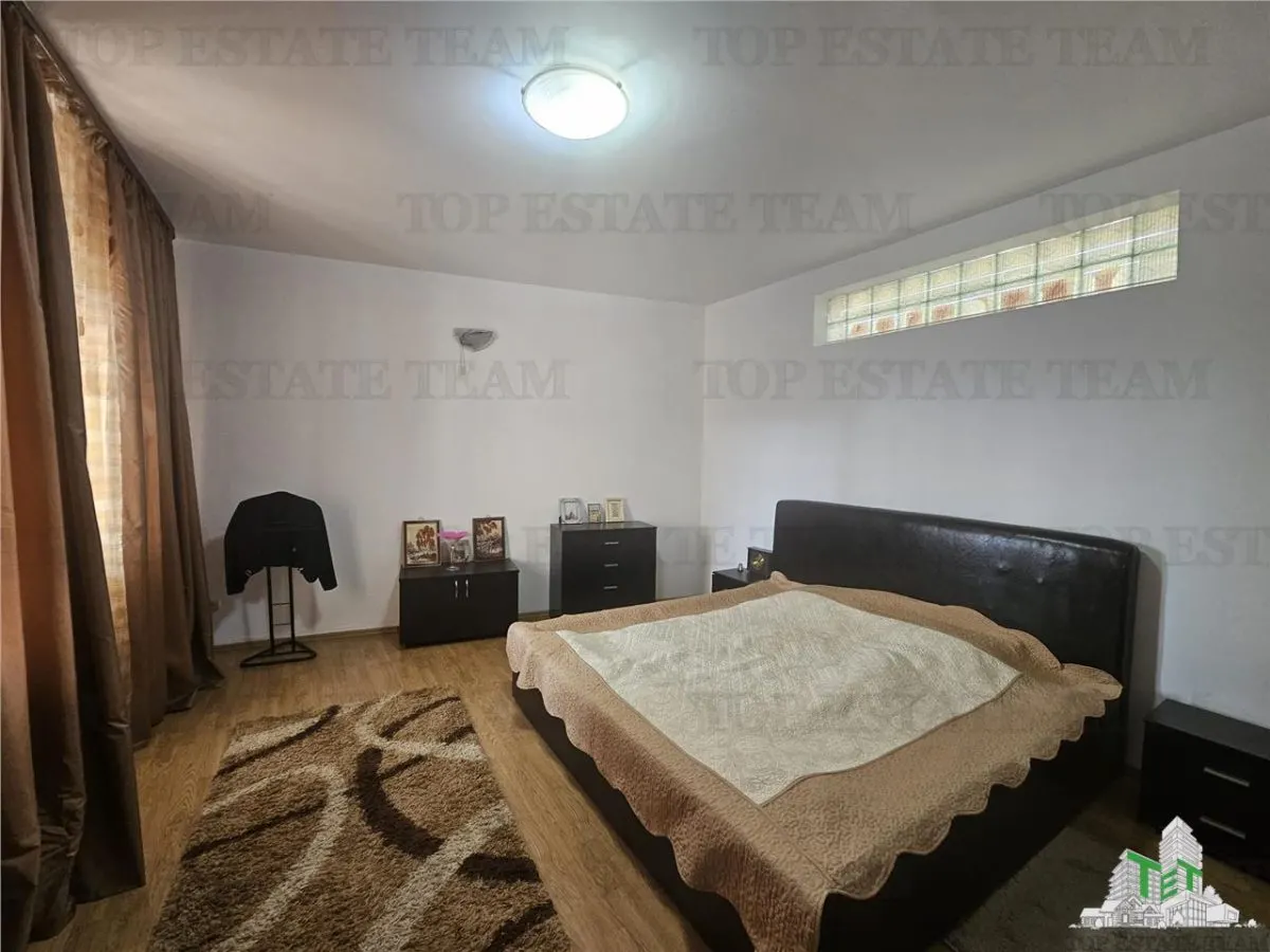 Casa 7 camere, foarte frumoasa si spatioasa - zona Km 4- 5, Constanta - foto 13
