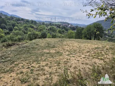 Teren intravilan pentru investitie turistica, 4000 mp, langa Club Vila Bran cu peisaj de poveste - foto 2
