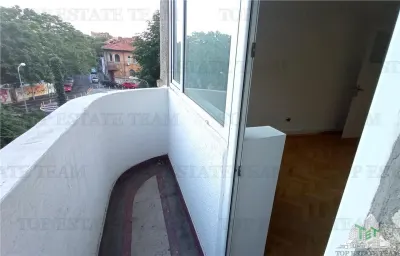 Apartament 3 camere de vanzare, zona Armeneasca - foto 19