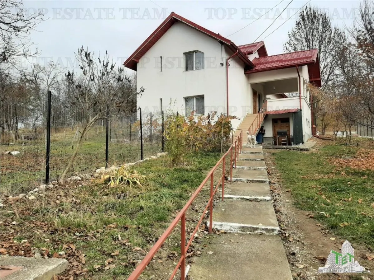 Vila cocheta de vanzare intr-o zona de basm langa Horezu in Bogdanesti (Tomsani) - foto 1