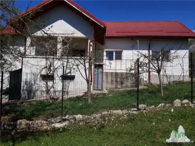 Vila cocheta de vanzare intr-o zona de basm langa Horezu in Bogdanesti (Tomsani) - foto 15