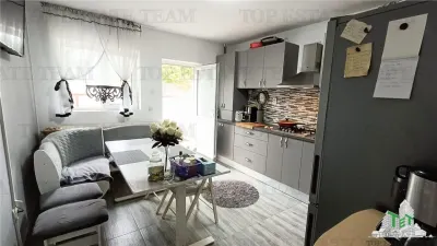 Vila individuala Otopeni cu curte generoasa - Potential ridicat! - foto 6