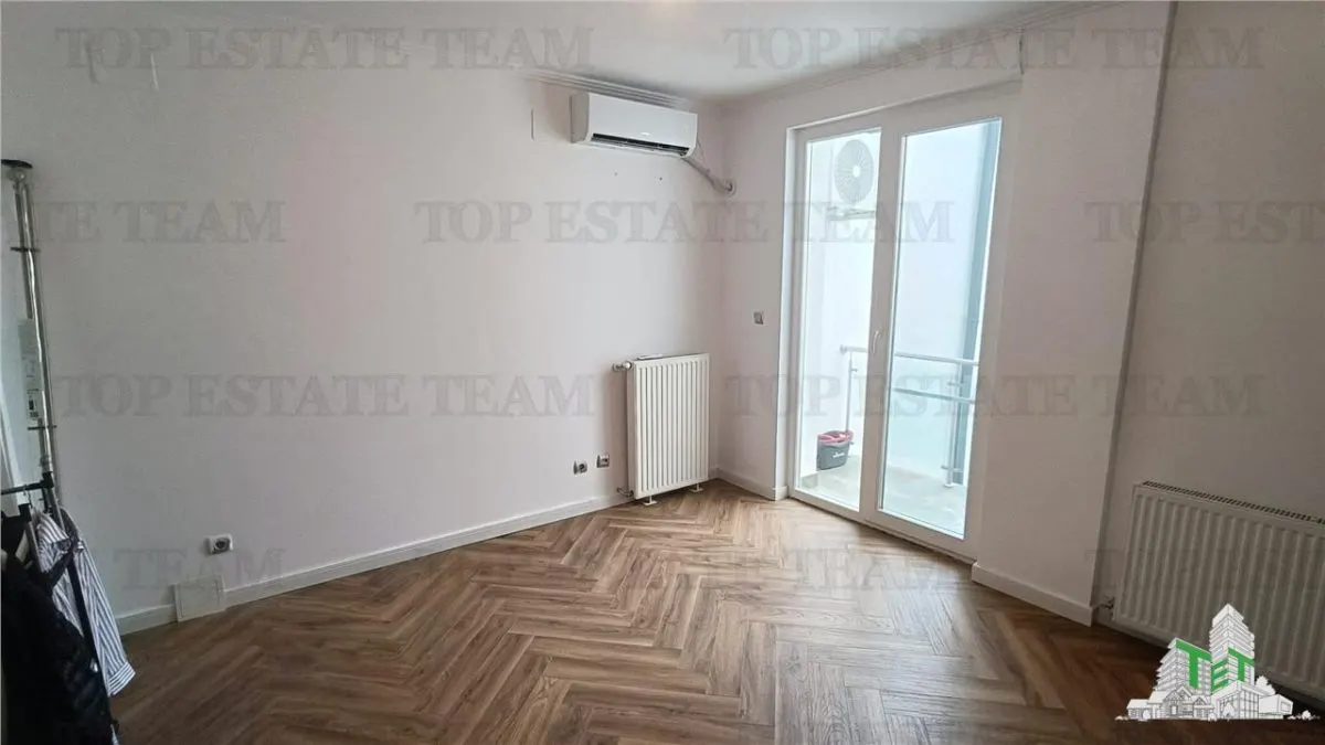 Casa de vanzare in Tunari - foto 8