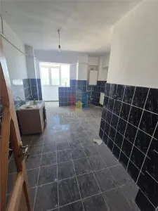 LIBER! 4 camere transformat in 3 camere, bloc cu lift, decomandat, Bariera - foto 7