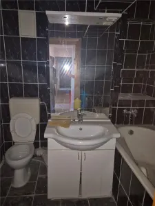 LIBER! 4 camere transformat in 3 camere, bloc cu lift, decomandat, Bariera - foto 8