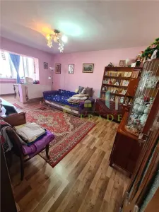 Apartament 2 camere decomandat Astra Carpatilor - Brasov