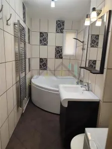 Apartament 3 camere  etajul 2, zona Astra - foto 7