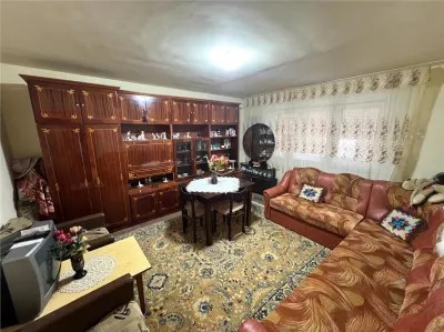 Apartament 3 Camere | Micro 16 | Etaj 3 | str. Astronautilor - Satu Mare