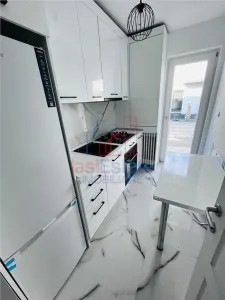Apartament 1 camera cu loc parcare zona Capat Cug - foto 4