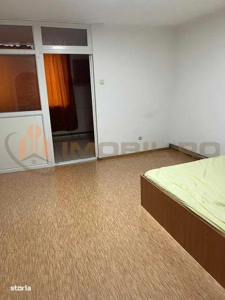 Garsoniera - zona Tatarasi - foto 1