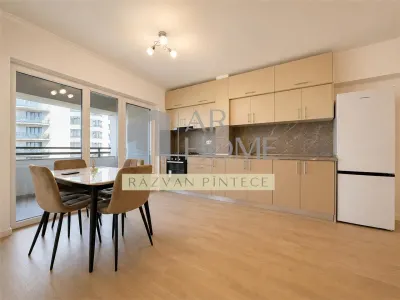 Apartament 3 camere, parcare, ultracentral Ploiesti - foto 2