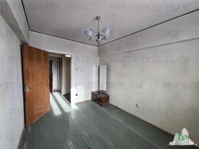 Apartament cu 3 camere in Cartierul Drumul Taberei, sector 6, langa metrou Valea  Ialomitei - foto 3