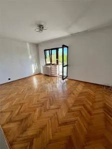 Apartament 3 camere de tip PC zona Nufarul - Oradea