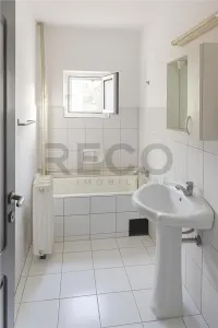 RECO Apartament cu 3 camere Velenta, strada Razboieni - foto 9