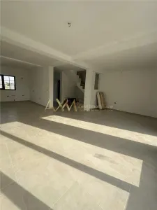 Vanzare  1/2 duplex 4 camere - foto 13