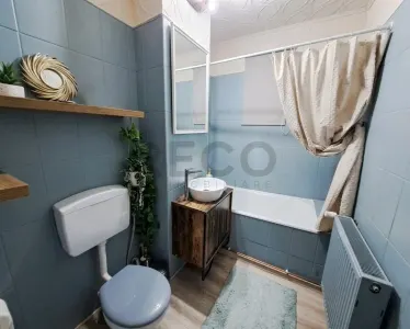 RECO  apartament proaspat renovat-central Salonta - foto 6