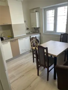 Apartament 2 camere decomandat de închiriat  Bd. Traian etaj 1 - Baia Mare