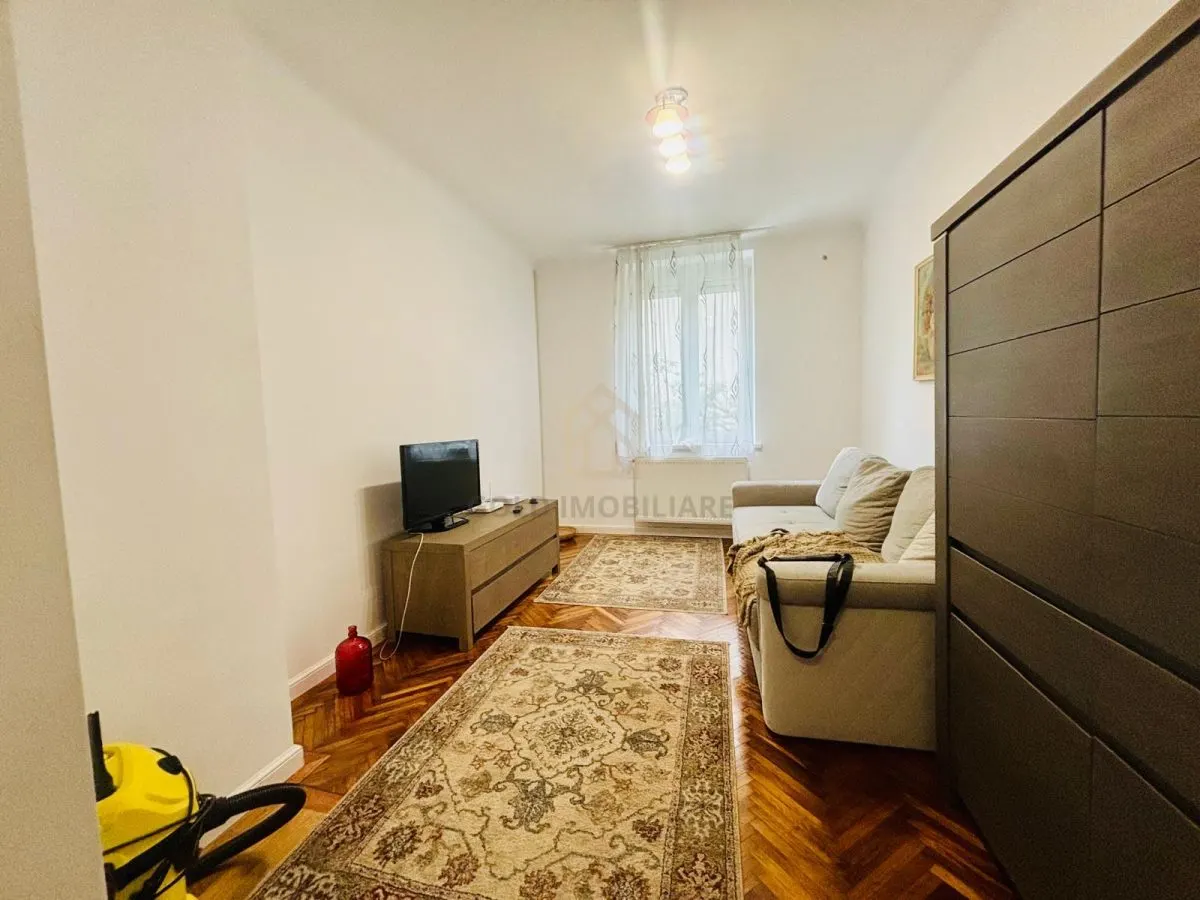 Apartament 2 camere de vânzare  zona Coșbuc - foto 2