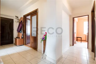 RECO Apartament 3 camere Rogerius – luminos, dubla orientare - foto 13