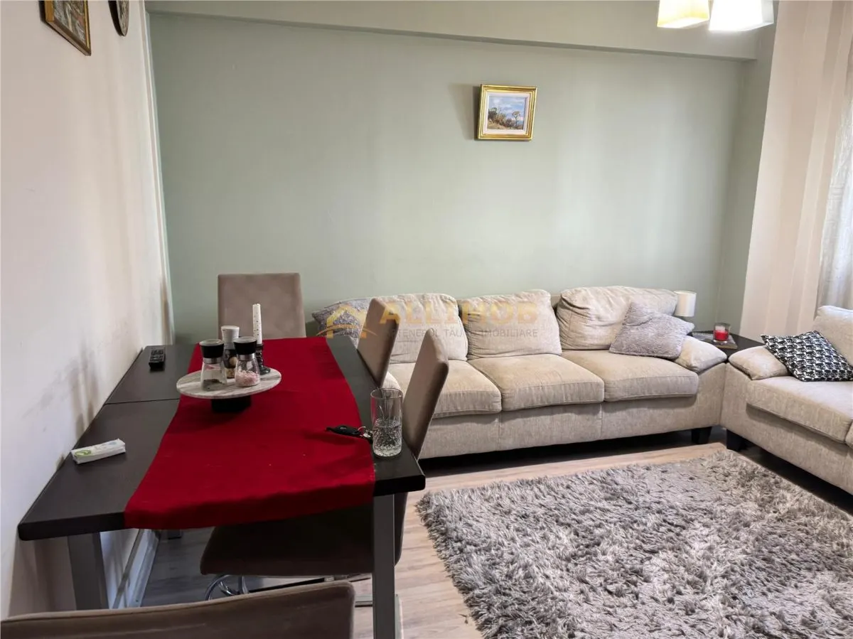Inchiriere apartament 4 camere, cu centrala termica in Ploiesti, Zona 9 Mai - foto 5