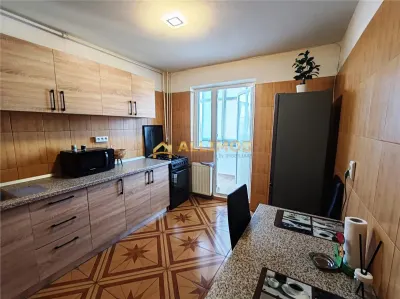 Apartament 2 camere în Ploiești, zona Republicii - foto 14