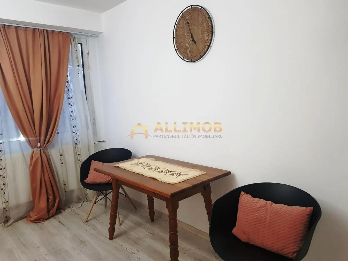 Garsoniera in Ploiesti, zona ultracentrala - foto 3