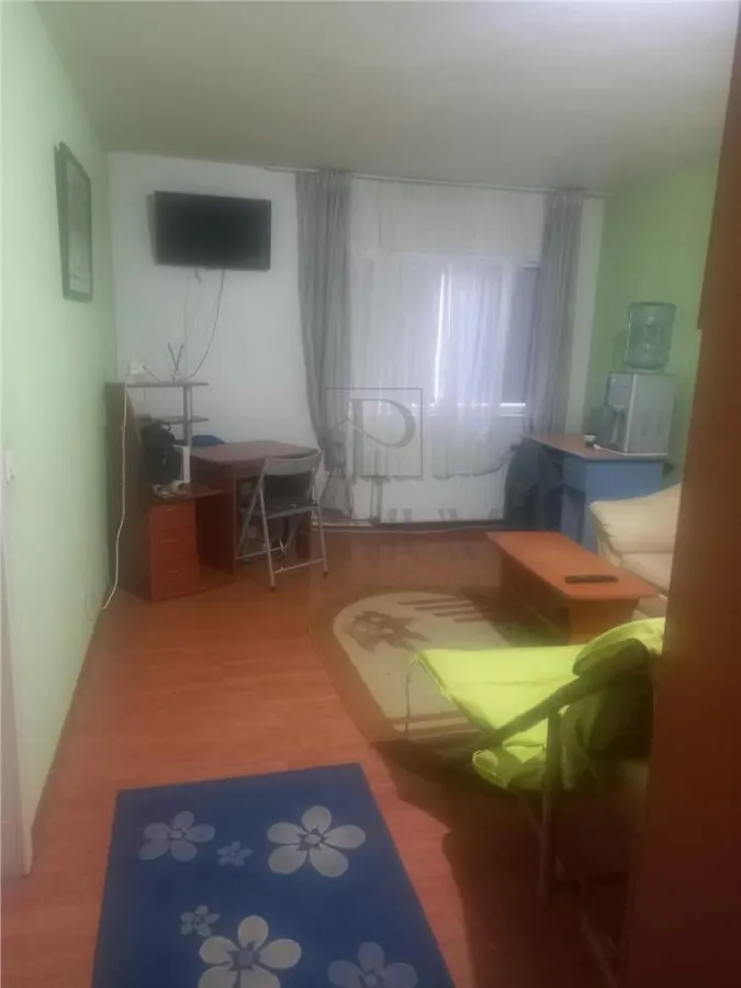 SAGULUI- APARTAMENT 1 CAMERA - mobilat, utilat - foto 1