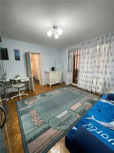 Central, apartament 2 camere, centrala proprie, etaj 2, loc parcare in curte - Timisoara