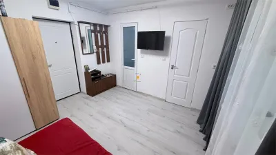Garsoniera zona Vest - foto 3