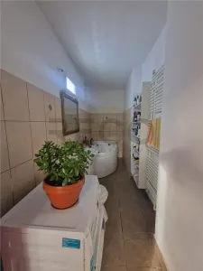 RECO Casa gata de mutat zona centrala Oradea - foto 6