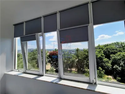 Apartament 3 Camere Luminos si cu Vedere Frumoasa - foto 4