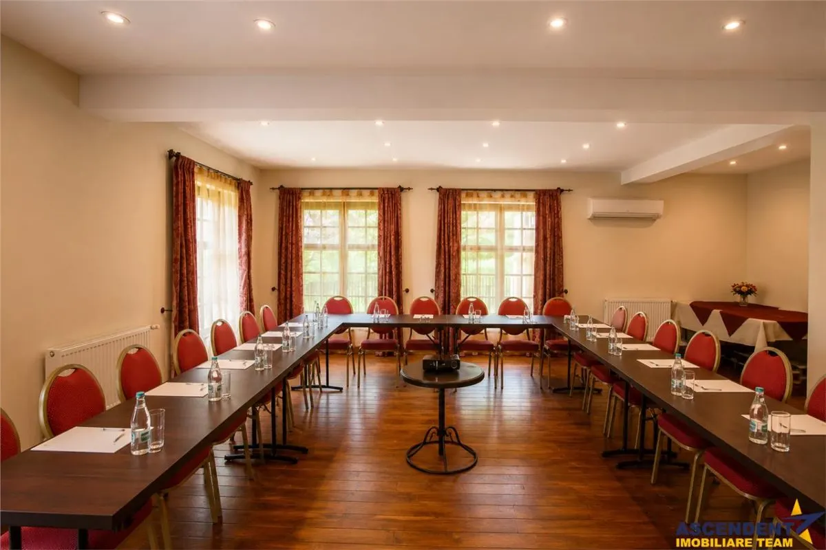 Resort montan cu: restaurant, wellness, 4.300mp teren, 5 min de Castelul Bran - foto 12