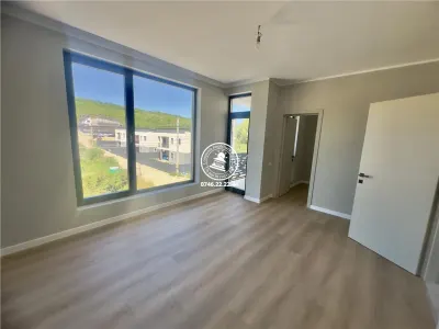 Vila  de vanzare  Visani, - foto 14