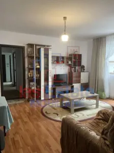 Apartament 3 camere zona Zimbru - Iasi