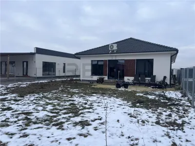 RECO Casa 3 camere Santandrei de închiriat - foto 17
