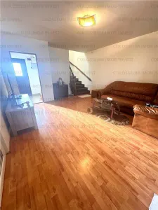 Casă spațioasă | Curte 400 mp | Foișor | Parcare privată | Zona Noua - Brasov