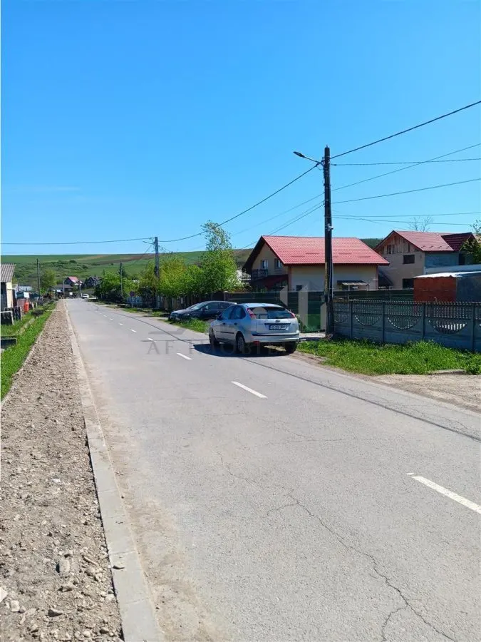 Doar 27e/mp!  Vorovesti TEREN 1787mp  toate utilitatile cu acces doua strazi asfaltate - foto 1